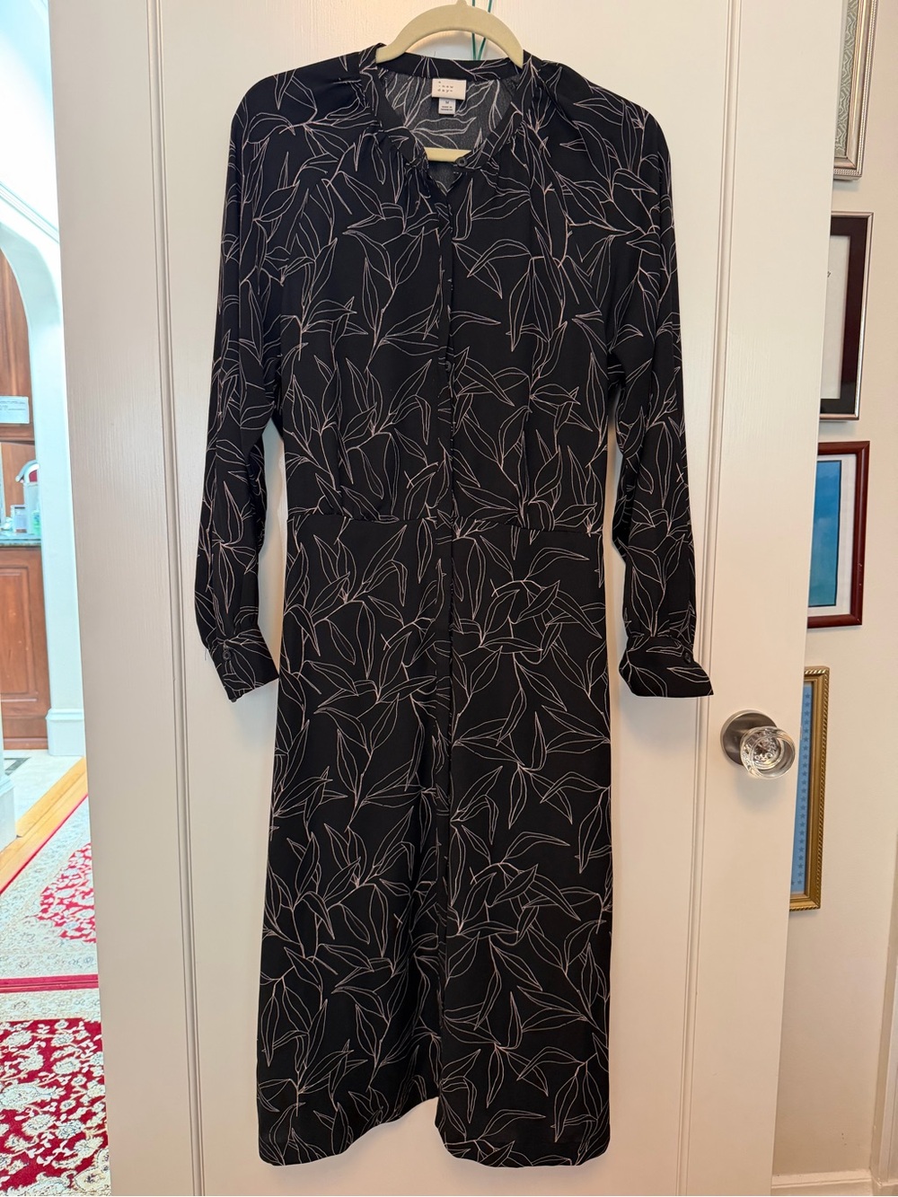 A NEW DAY Black Leaf-Print Long Sleeve Dress
